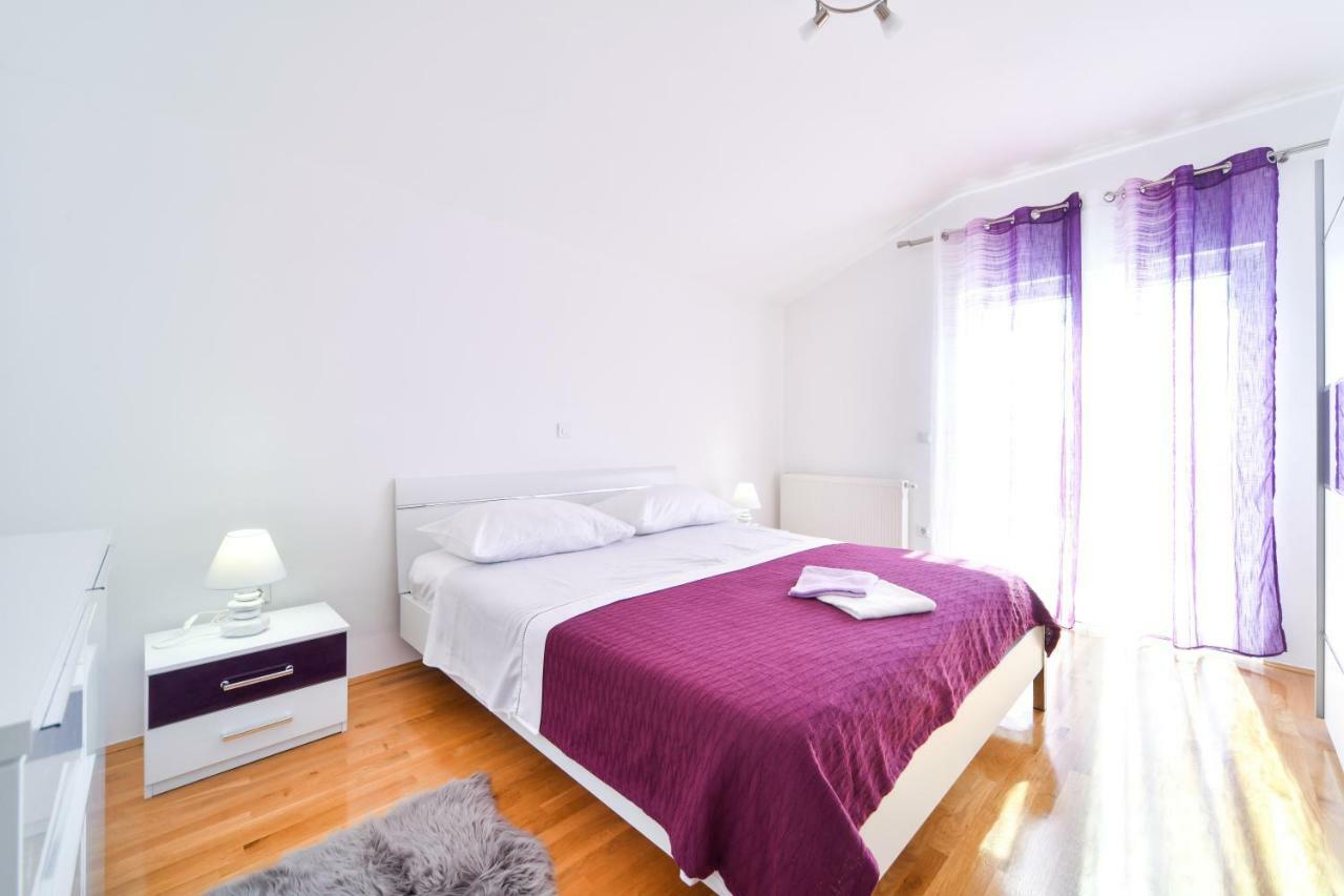 Apartman Novokmet-Crno Hotell Zadar Exteriör bild