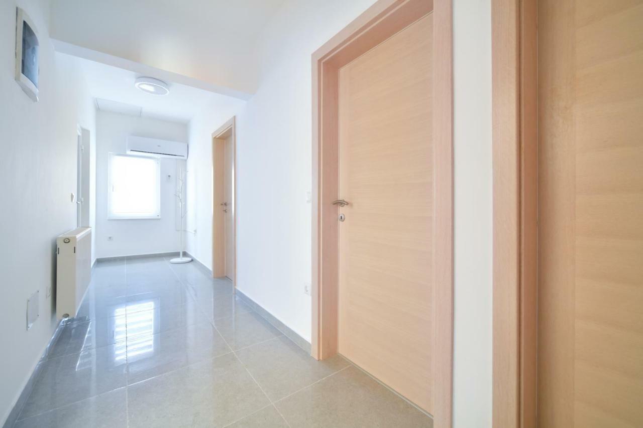 Apartman Novokmet-Crno Exteriör bild
