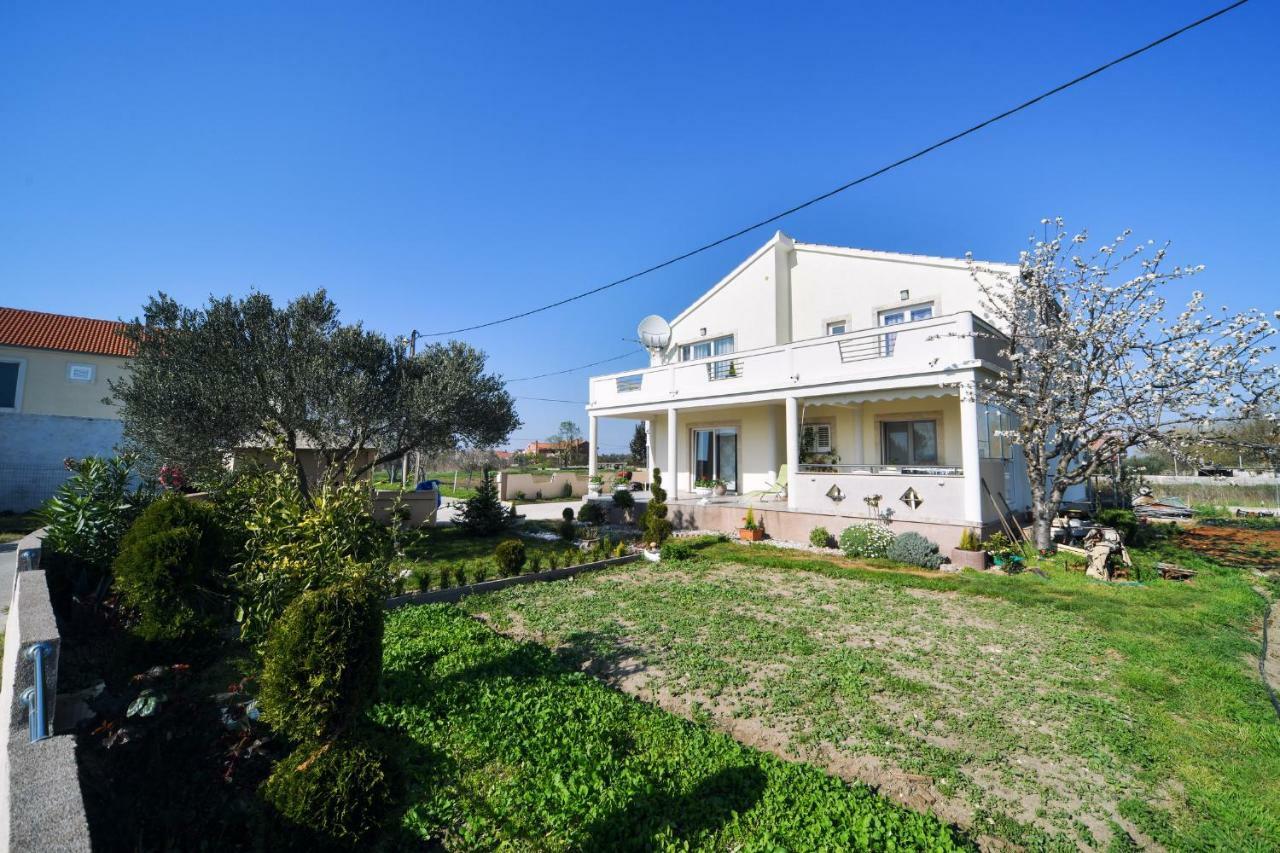 Apartman Novokmet-Crno Hotell Zadar Exteriör bild